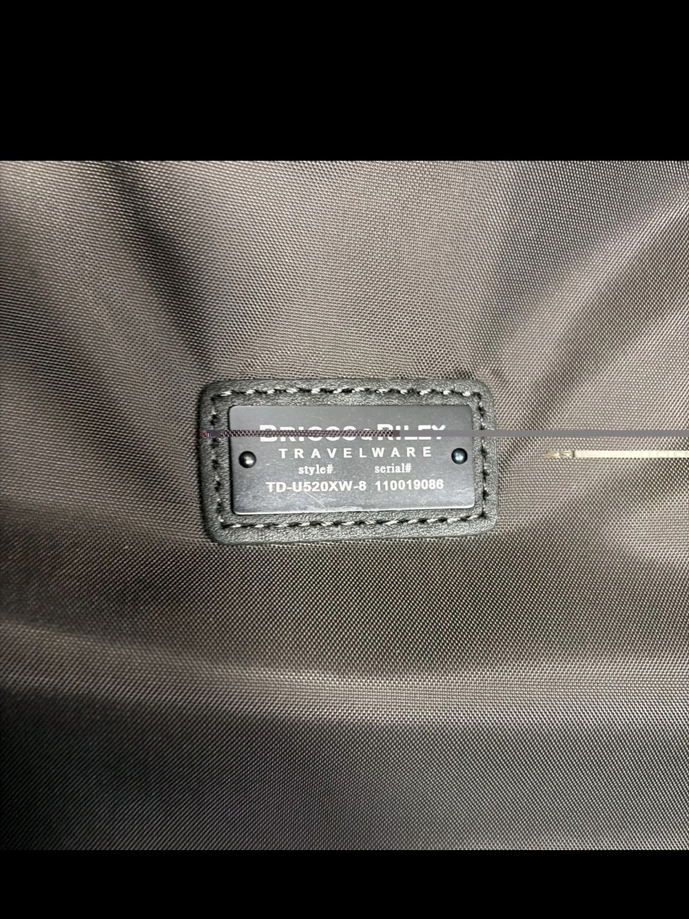 Briggs And Riley 26" Check In Luggage Only Used For Display - Picture 9 of 11